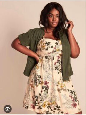 Women's Torrid Plus Size 2X Beige Floral Mini Dress Pockets Whimsigoth Cottage